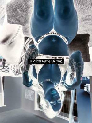 28 year old Caucasian Escort in independent escort girl in: Frankfurt Experience Heavenly Delights with Sensual Escort Aurora 