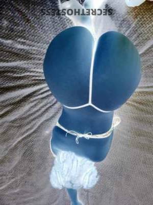 Ginger 21Yrs Old Escort Carbondale IL Image - 4