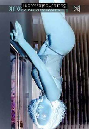 26 year old Brazilian Escort in London Experience Flirtatious Fun with Isoka, Your 26-Year-Old 
