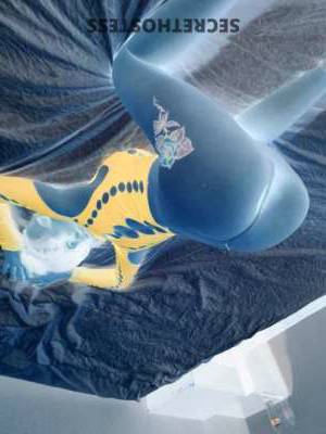 21 year old Escort in Des Moines IA Experience Top-Tier Entertainment with Kylie, Your Sweet and