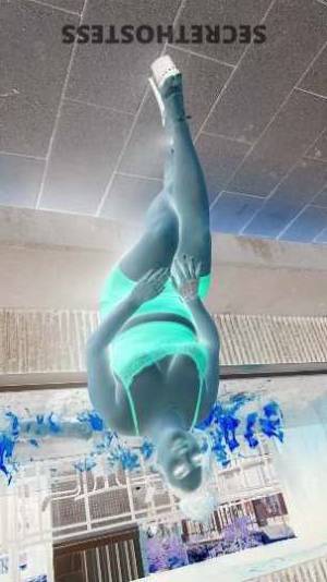 23 year old Escort in Seattle WA Hot Mami Available