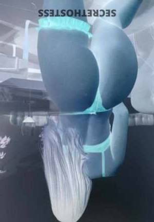 27 year old Cuban Escort in Daytona FL Experience the Best Massage of Your Life with Sexy Cuban 