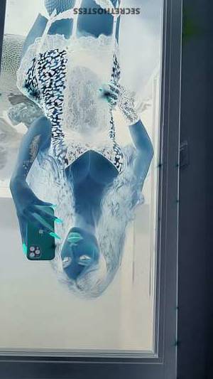 22Yrs Old Escort 170CM Tall Istanbul Image - 3