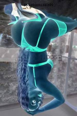 25 year old European Escort in Berlin Experience Unforgettable Sensuality with Elite Escort Lorein