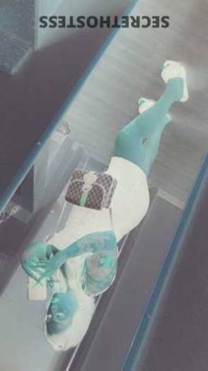 Selena 25Yrs Old Escort Orlando FL Image - 6