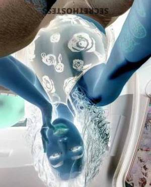 19Yrs Old Escort Los Angeles CA Image - 1