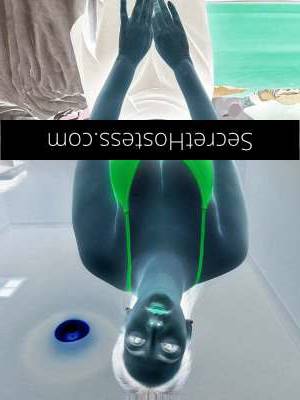 20Yrs Old Escort Size 8 160CM Tall Warrnambool Image - 1