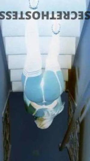 21 year old Escort in Melbourne Gentlemen, allow me to introduce myself as a freelance 