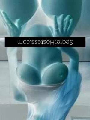 23 year old Asian Escort in Goodna Brisbane Non-Asian Sweetie with a Tempting Twist I'm Renee, Your