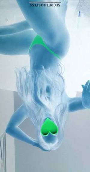 25 year old Escort in Long Island NY Tuesday Two-for-One Special Brunette or Strawberry Blonde 