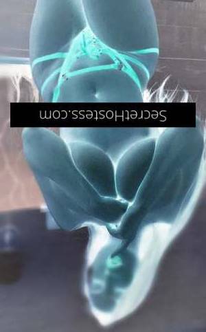 25 year old Escort in Camira Brisbane Pamper yourself with Pippa The French Kissing Expert and 