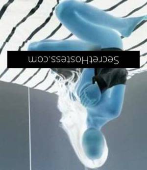 25 year old Indian Escort in Spring Hill Brisbane Experience The Heat With 25 Years Old Indian Naughty Babe 