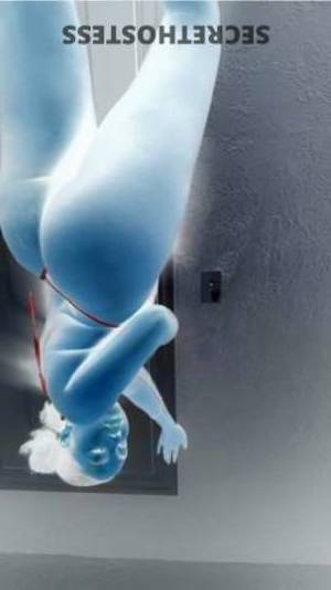 19 year old Filipino Escort in Oklahoma City OK Let's Get Acquainted Chloe, Your Adorable 19-Year-Old 