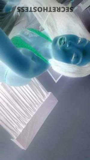 25 year old Escort in Bakersfield CA Big Titty Ebony Deepthroat Slut From Bakersfield, California