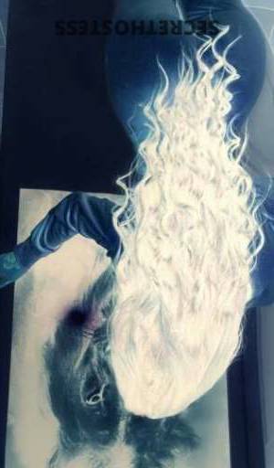 30 year old Escort in Fredericksburg VA Experience Unrestricted Pleasure with Rosanna, Your Naughty 