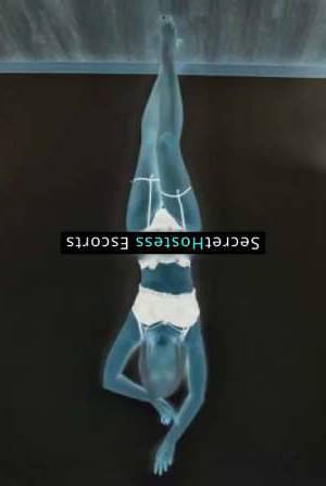 28 year old Ukrainian Escort in Moscow Captivating Ukrainian Escort Tina with Sexy Curves and 