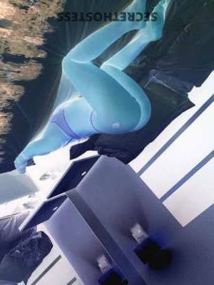 20 year old Escort in Columbia MO Oriana Your Queen