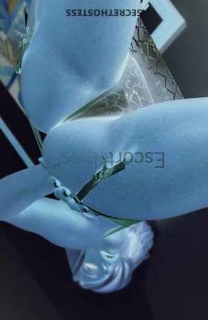 23 year old Escort in Warsaw Sophie - Your Sexy and Sophisticated Warsaw Escort - Agency 