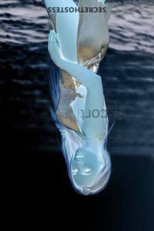 23 year old European Escort in Warsaw Independent Model Maria Your Dream Girl with Golden Hair and