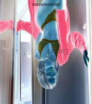 23 year old European Escort in Jeddah Donna, 23 Years Old European Escort Offering Full Service 