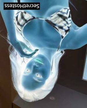 33 year old Escort in San Diego CA Experience ecstasy with Nichole, a 33-year-old escort with a