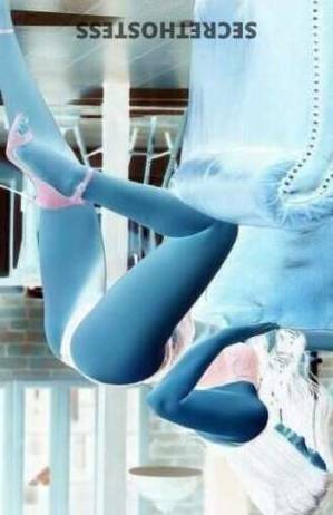 36 year old European Escort in San Fernando Valley CA Lovely Brunette European