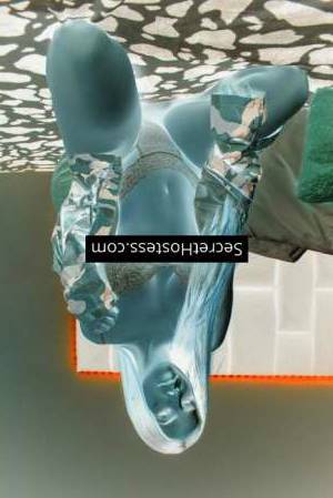 21 year old Latin Escort in Durres The Ultimate Latin Lover Enchantress Abi - 21, Killer Body, 