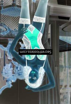 28 year old Escort in Sarandë Independent Escort Alisa Mixed Beauty with Killer Curves for