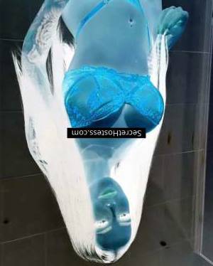 Diana Escort 54KG 170CM Tall independent escort girl in: Ibiza Image - 5