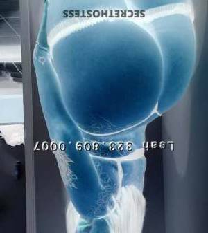 25 year old Filipino Escort in San Fernando Valley CA Petite Filipino-Latina seductress Leah can't wait to be