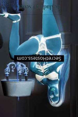 Unwind and indulge in naughty fun without travel in Agency escort girl in:  Munich
