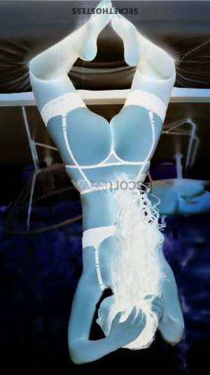 23 year old European Escort in Moscow Lola, Naughty European Escort in Moscow