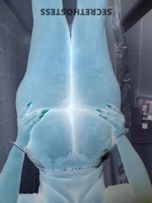 29 year old Latino Escort in Manhattan NY I'm Terra Sparxxx, a mature, sexy Latina with a 