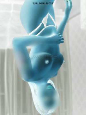 23 year old Latino Escort in Medellin Discover Alexa Tobon The Exquisite 23-Year-Old Latina Agency