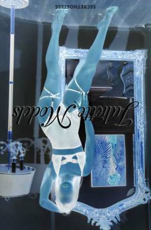 24 year old European Escort in Barcelona European Escort and Model Mia Fiery Passions and Exquisite 