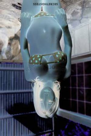 0 year old Japanese Escort in Tokyo Captivating REIKI The Ultimate Japanese Elegance and Beauty 