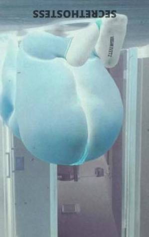 24 year old Escort in Birmingham AL Experience the Joys of Being with a Real Woman - juicee Is 