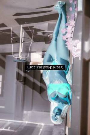 0 year old Escort in independent escort girl in: Cannes New Darling Girlfriend Lara from Brazil