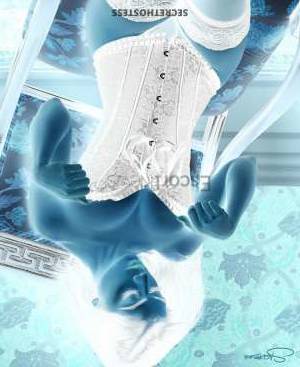 European Escort with Striking Black- the Brownshow in Berkshire