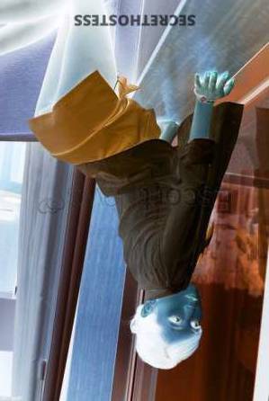 21 year old Asian Escort in Jeddah Nude, Naughty, and Asian Suki, Your Dream Girl in Jeddah