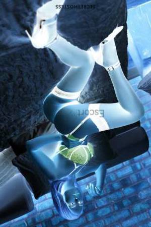 21 year old European Escort in London European Escort Kim - Young and Sexy