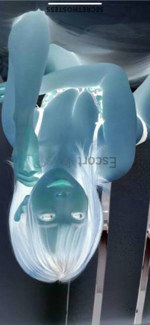 22 year old Asian Escort in Tokyo Hot, Sultry Asian Escort MIKU in Tokyo, Japan