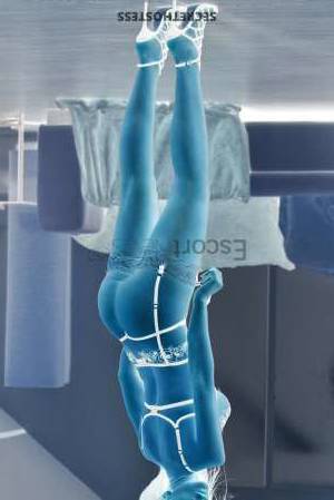 22 year old European Escort in Warsaw Independent Model Esmeralda in Warsaw, Europe Sensual 