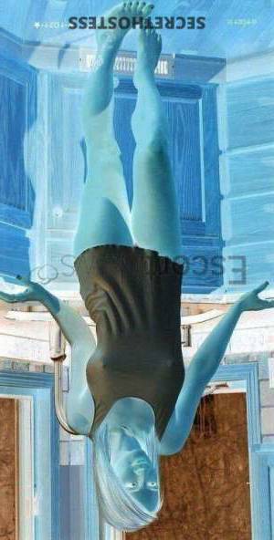 Captivating Asian Escort Annikta Thrills With Enthusiastic  in Cochin