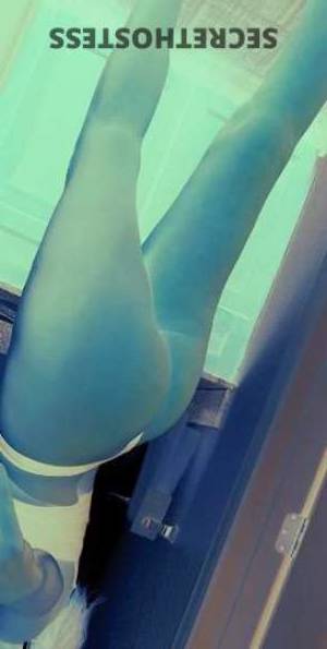 26Yrs Old Escort Fayetteville AR Image - 1