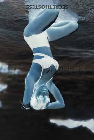27Yrs Old Escort 50KG 165CM Tall Phuket Image - 3