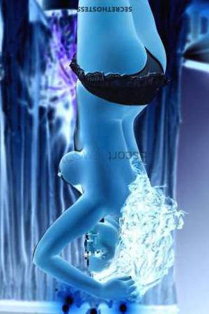 27 year old European Escort in Manchester Experience Passionate liaisons withStretford's 