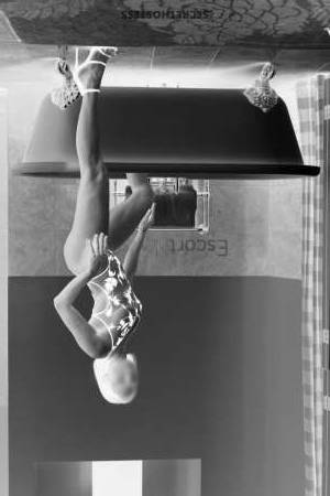 Independent Model and Escort Lydie with a Playful  in Bringhton