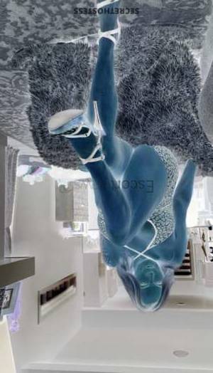 45 year old European Escort in Kent Mature European Escort Laura Unforgettable Experience with 