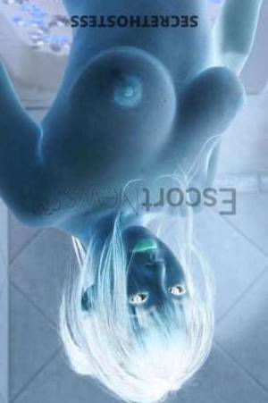 0 year old Escort in Tokyo Discover the Seductive Escort MIKU in Tokyo Tempting Body, 